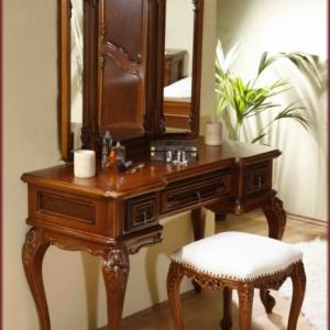 Toaleta cu Oglinda Cleopatra